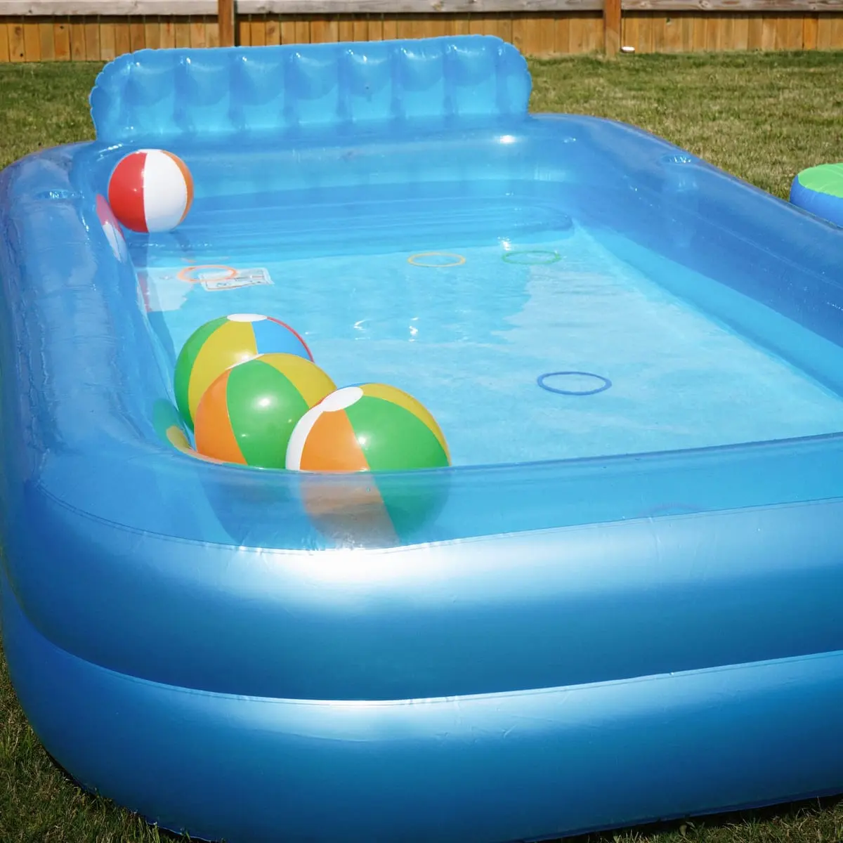 Inflatable Family Swimming Pool (8 ft)